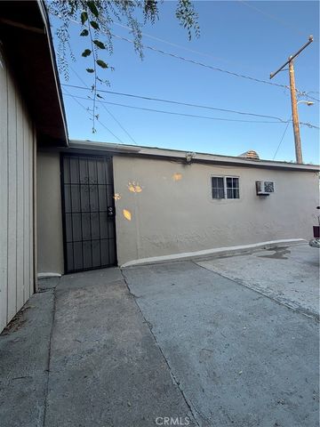 10870 Sampson, Lynwood, CA 90262