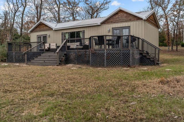 5519 County Road 327, Buffalo, TX 75831