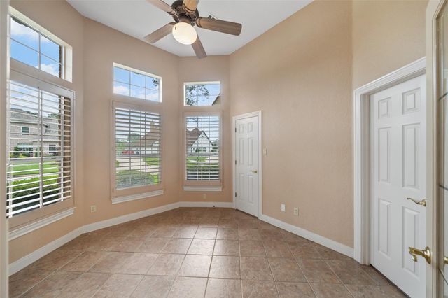 10 Cordova Court, Montgomery, TX 77356