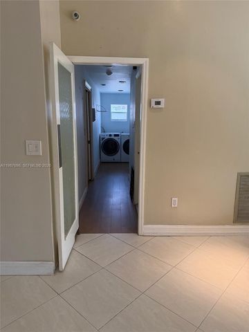 1220 SW 103rd Ct, Miami, FL 33174