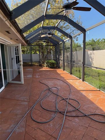 1220 SW 103rd Ct, Miami, FL 33174