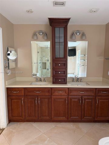 1220 SW 103rd Ct, Miami, FL 33174