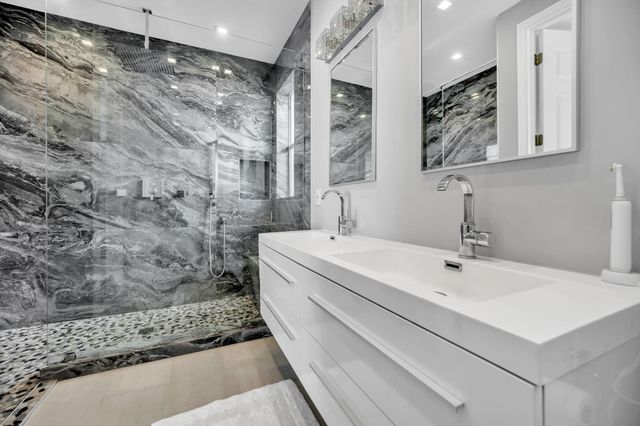 1231 Hayes Street, Hollywood, FL 33019