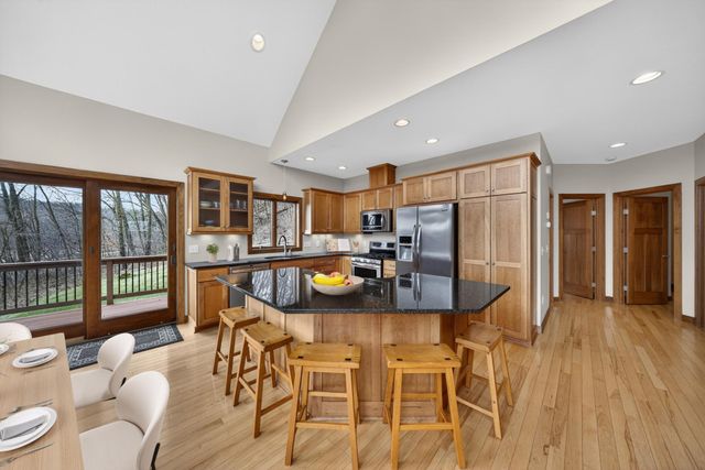 59261 County Road 7, Zumbro Falls, MN 55991