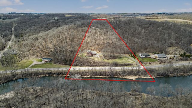 59261 County Road 7, Zumbro Falls, MN 55991