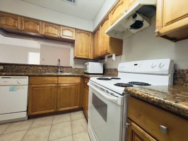 224 AFTON SQUARE 8-301, Altamonte Springs, FL 32714