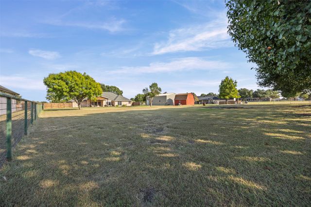 4070 Windmill Ridge Circle, Ovilla, TX 75154