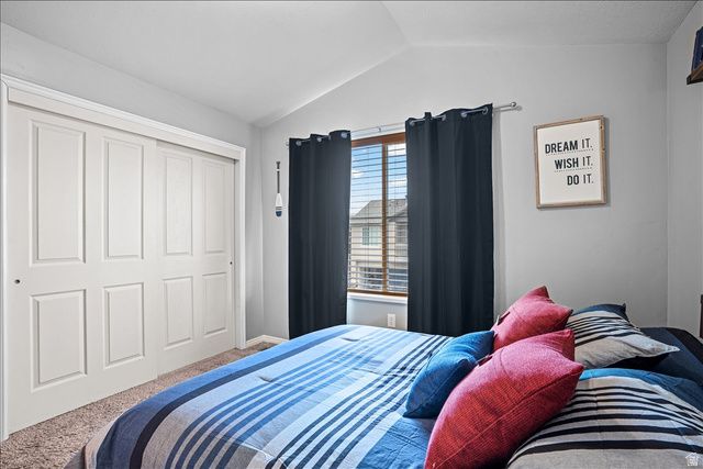 1049 ALLINGTON DR, North Salt Lake, UT 84054