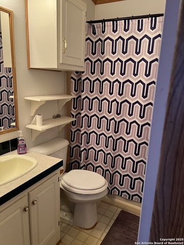 123 chapman, Pleasanton, TX 78064
