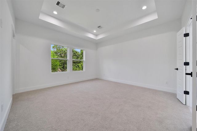 7014 Saint Augustine Street, Houston, TX 77021