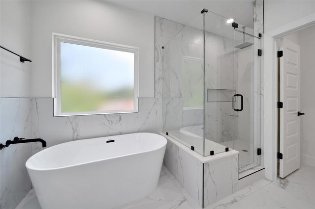 7014 Saint Augustine Street, Houston, TX 77021