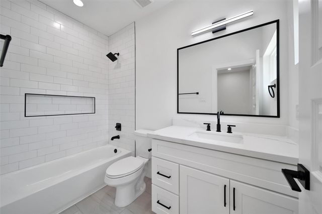 7014 Saint Augustine Street, Houston, TX 77021