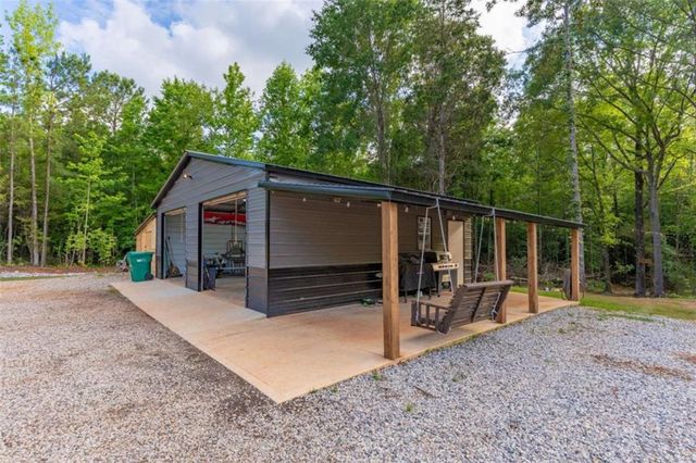 54 Davis Carter Road, Monticello, GA 31064