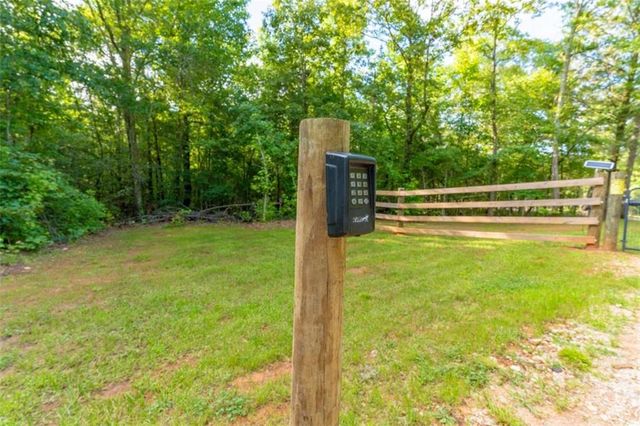 54 Davis Carter Road, Monticello, GA 31064