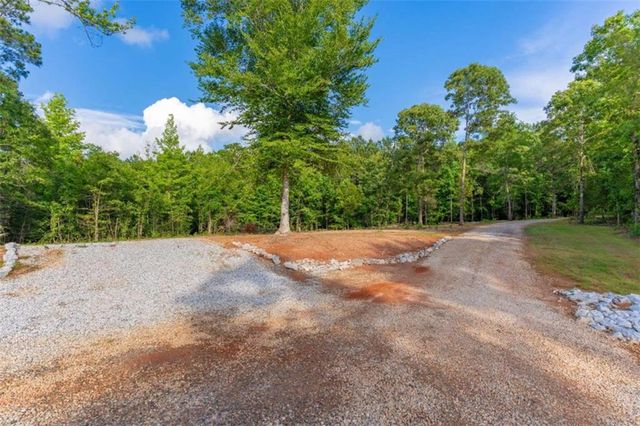 54 Davis Carter Road, Monticello, GA 31064
