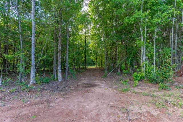 54 Davis Carter Road, Monticello, GA 31064