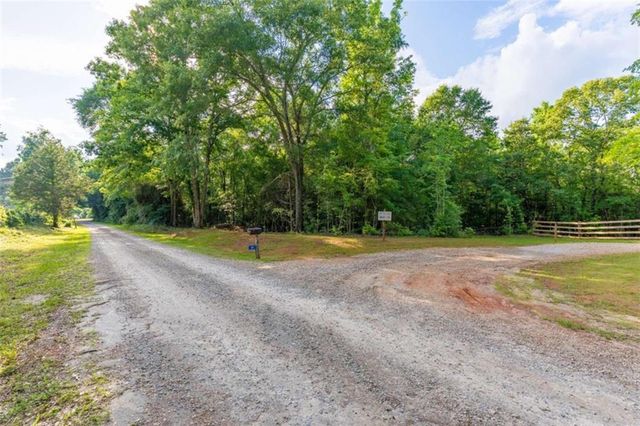 54 Davis Carter Road, Monticello, GA 31064
