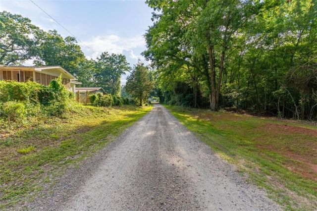 54 Davis Carter Road, Monticello, GA 31064