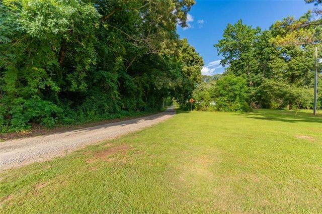 54 Davis Carter Road, Monticello, GA 31064