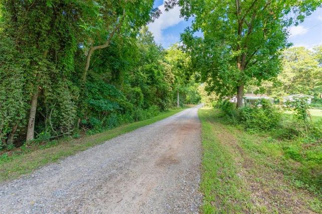 54 Davis Carter Road, Monticello, GA 31064