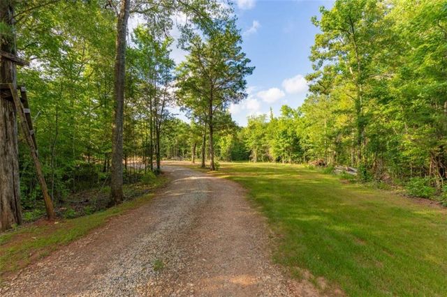 54 Davis Carter Road, Monticello, GA 31064