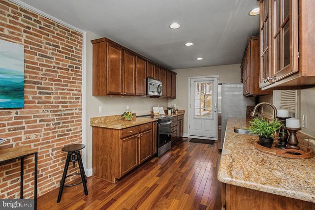 917 S ELLWOOD AVE, Baltimore, MD 21224