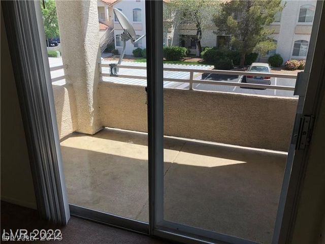 75 North Valle Verde Drive 2121, Henderson, NV 89074