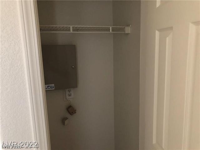 75 North Valle Verde Drive 2121, Henderson, NV 89074