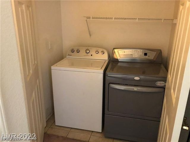 75 North Valle Verde Drive 2121, Henderson, NV 89074
