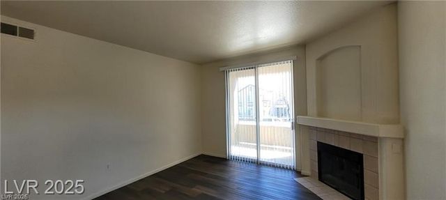75 North Valle Verde Drive 2121, Henderson, NV 89074