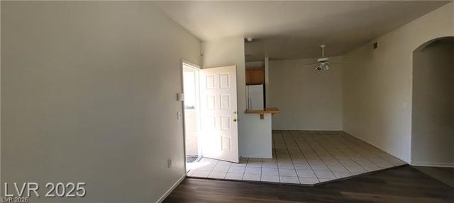 75 North Valle Verde Drive 2121, Henderson, NV 89074
