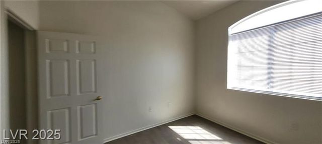 75 North Valle Verde Drive 2121, Henderson, NV 89074