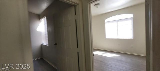 75 North Valle Verde Drive 2121, Henderson, NV 89074