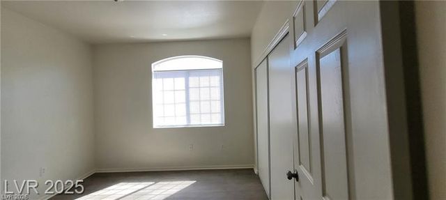 75 North Valle Verde Drive 2121, Henderson, NV 89074