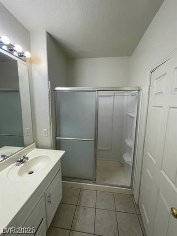 75 North Valle Verde Drive 2121, Henderson, NV 89074