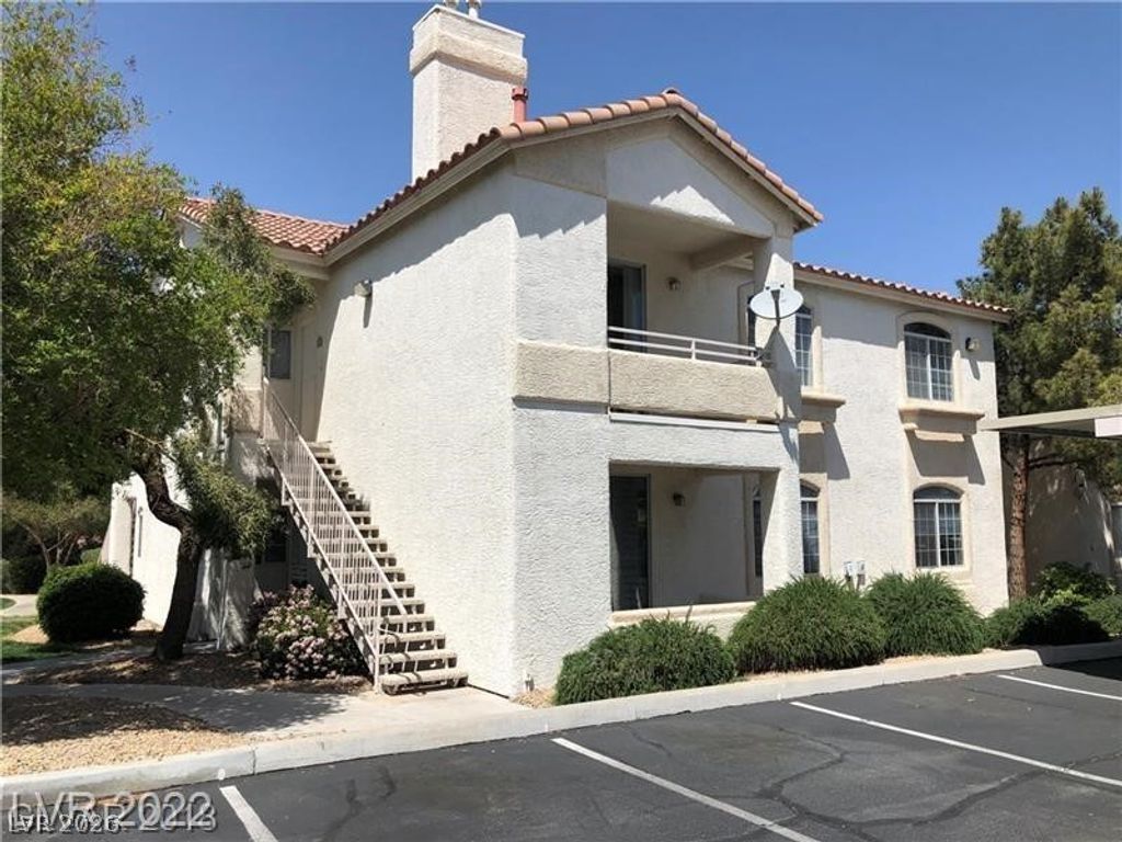 75 North Valle Verde Drive 2121, Henderson, NV 89074