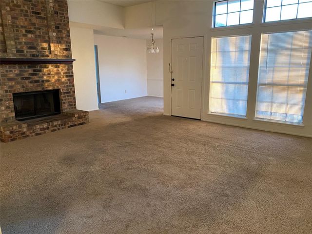 134 Wildwood Drive, Desoto, TX 75115