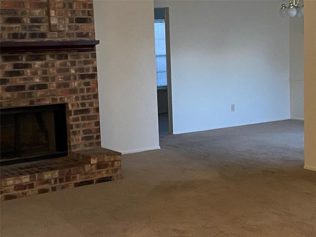 134 Wildwood Drive, Desoto, TX 75115