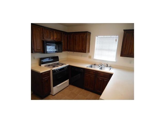 134 Wildwood Drive, Desoto, TX 75115