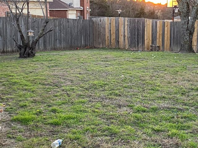 134 Wildwood Drive, Desoto, TX 75115