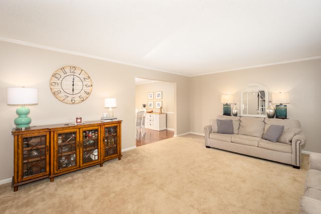 8706 Arbutus Drive, Hixson, TN 37343