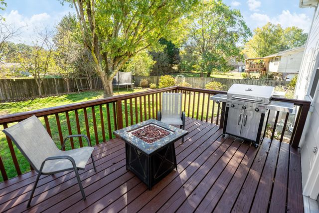 8706 Arbutus Drive, Hixson, TN 37343