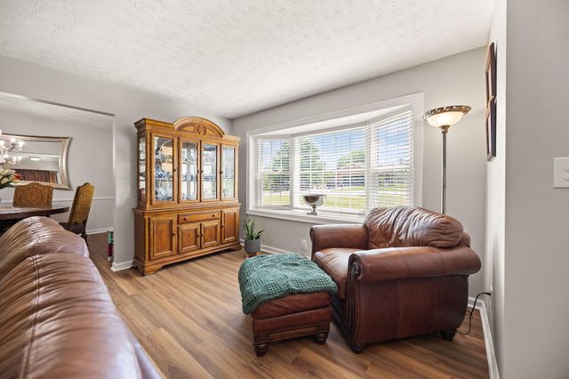 105 Jolomic Lane, Georgetown, KY 40324