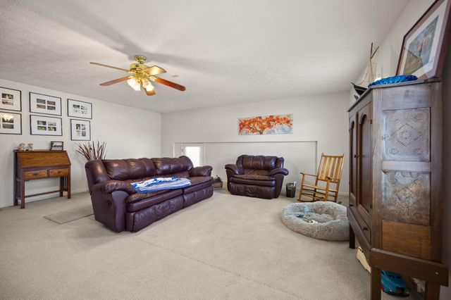 105 Jolomic Lane, Georgetown, KY 40324