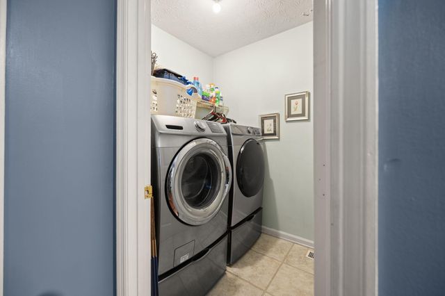 105 Jolomic Lane, Georgetown, KY 40324
