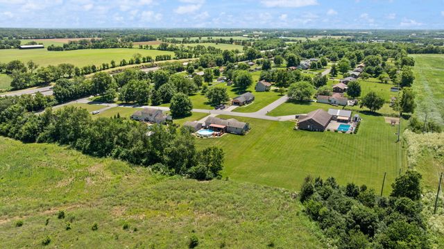 105 Jolomic Lane, Georgetown, KY 40324