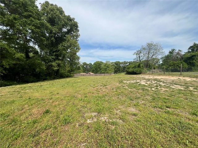 6704 S Sweetwater Road, Lithia Springs, GA 30122