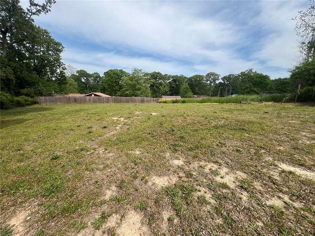 6704 S Sweetwater Road, Lithia Springs, GA 30122