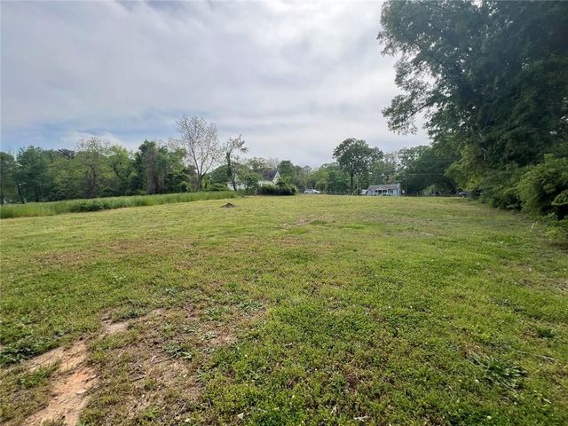 6704 S Sweetwater Road, Lithia Springs, GA 30122