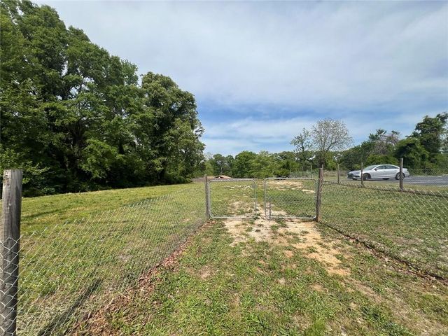 6704 S Sweetwater Road, Lithia Springs, GA 30122